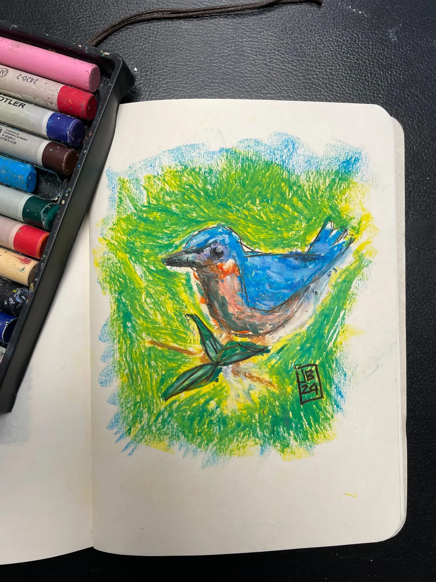 Pájaro azul — pájaro azul sobre fondo verde, óleo pastel en cuaderno